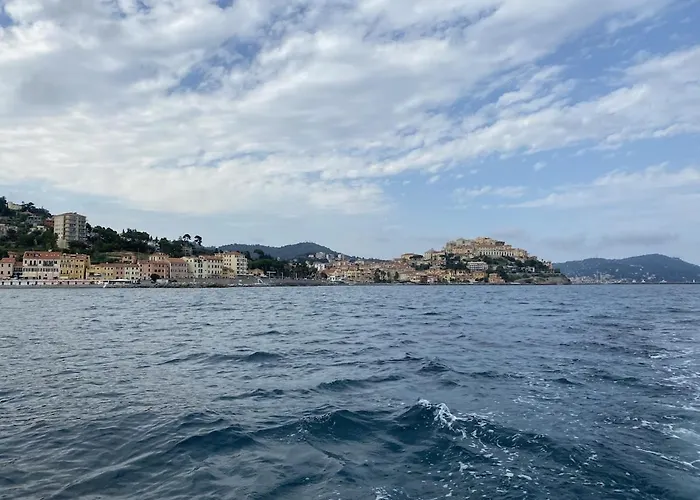 Host4u - Cozy Loft At Rambaldy's Castle In Imperia Apartment Poggi