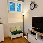 Appartement Host4u - Cozy Loft At Rambaldy's Castle In Imperia Poggi