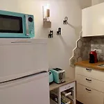 Host4u - Cozy Loft At Rambaldy's Castle In Imperia Appartement