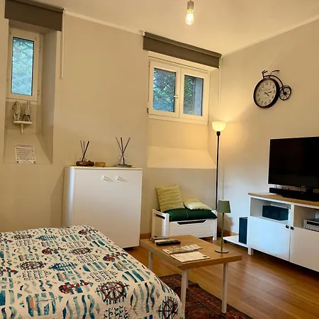 Host4u - Cozy Loft At Rambaldy's Castle In Imperia Apartment