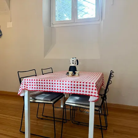 Lägenhet Host4u - Cozy Loft At Rambaldy's Castle In Imperia Poggi