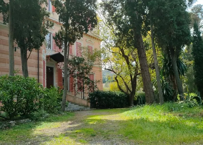 Host4u - Cozy Loft At Rambaldy's Castle In Imperia Lägenhet Poggi